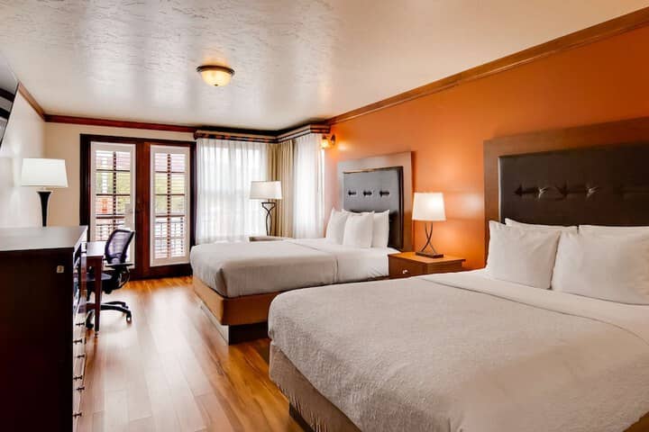 Room 11 of 46
